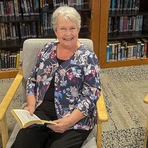 Lynda White